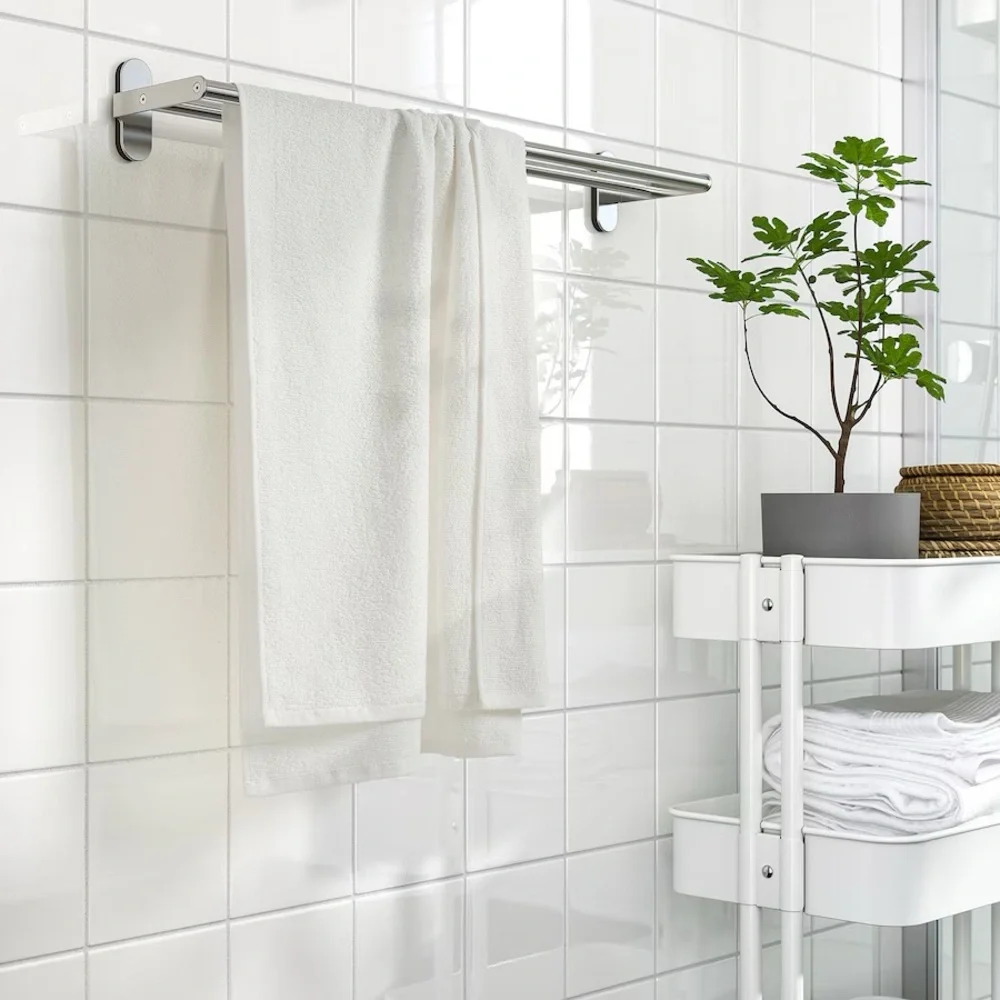 5 piece white ikea bath towels Length: 47 